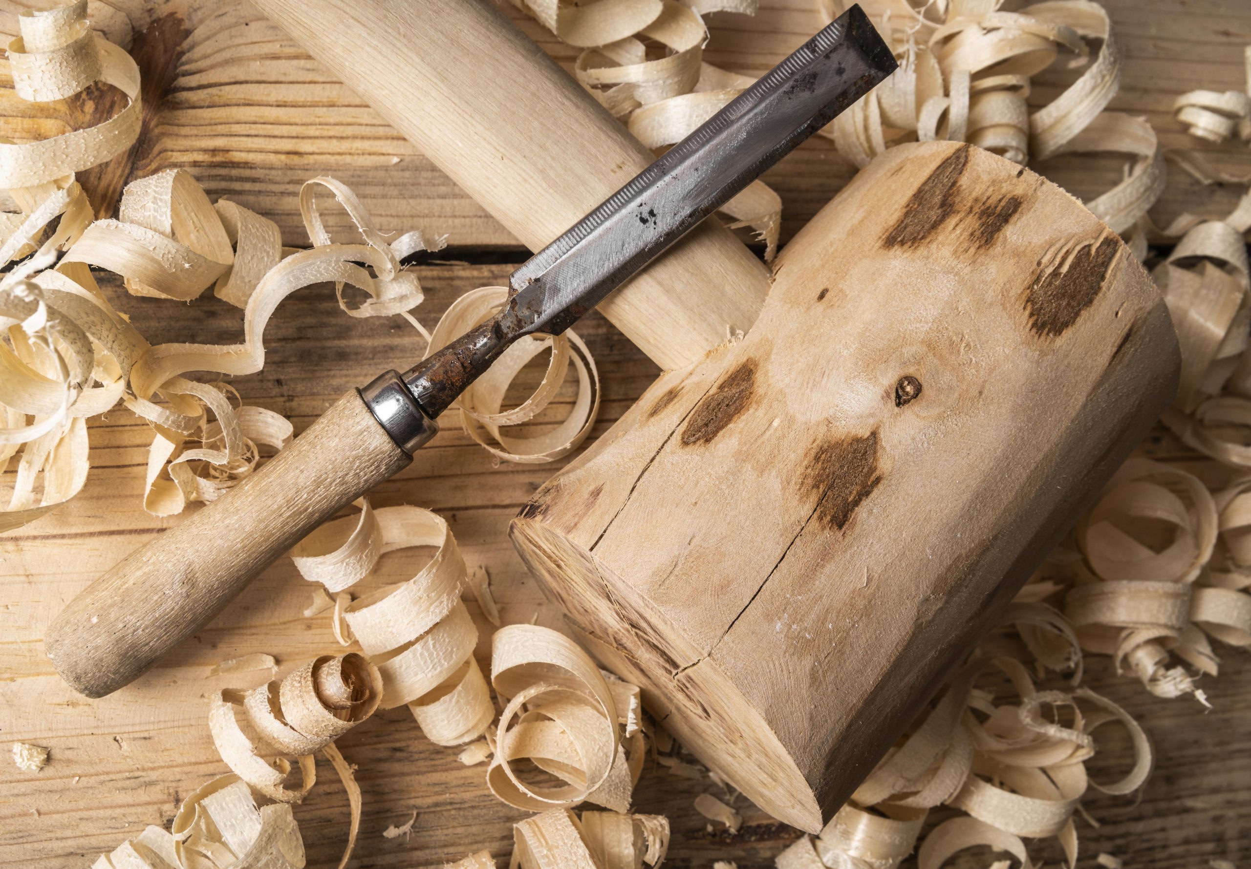 Come selezionare la fresa giusta per il tuo progetto in legno